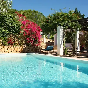 https://villa-la-perla.hotelaalgarve.com